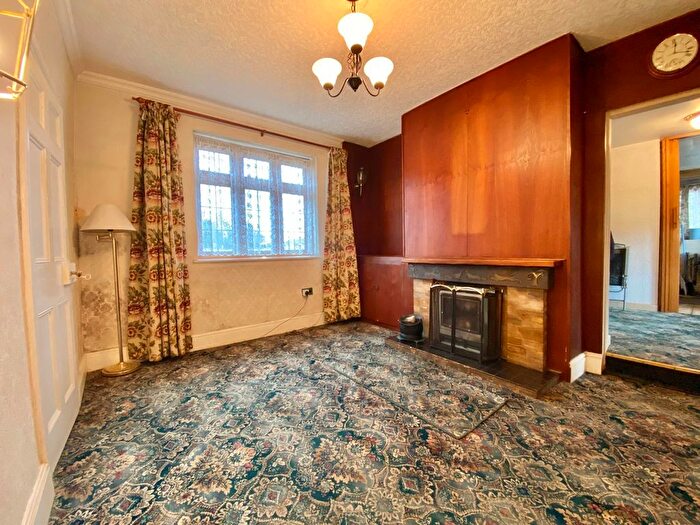 4 Bedroom Detached House For Sale In Bell Green Road, Coventry, CV6