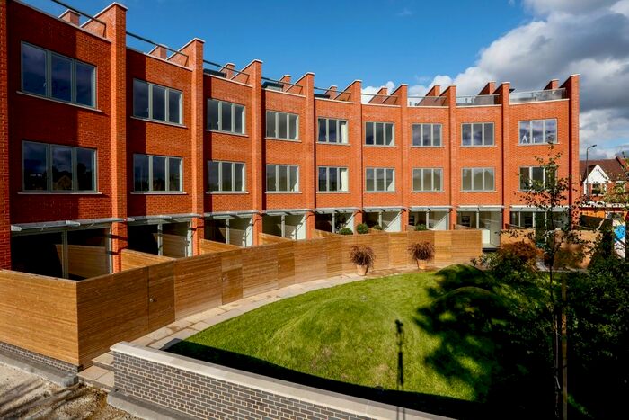 4 Bedroom Terraced House To Rent In Kingston Road, London, SW20