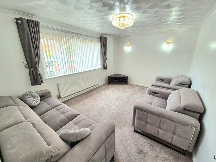 3 Bedroom Bungalow To Rent In Rose Hill Avenue, Blackburn, Lancashire, BB1