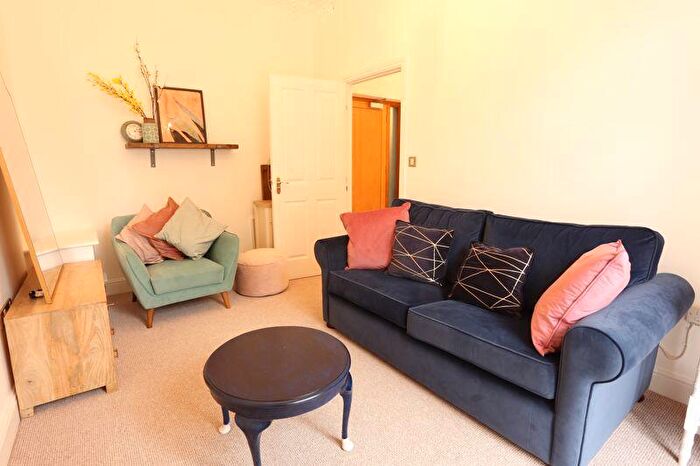1 Bedroom Flat For Sale In Hassocks Road, Hurstpierpoint, BN6
