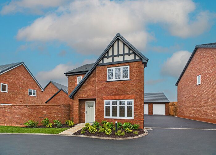 3 Bedroom Detached House For Sale In Mapperley Plains, Nottingham, NG3