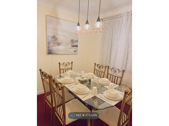 3 Bedroom Semi Detached House To Rent In Wallsend Road, North Shields, NE29