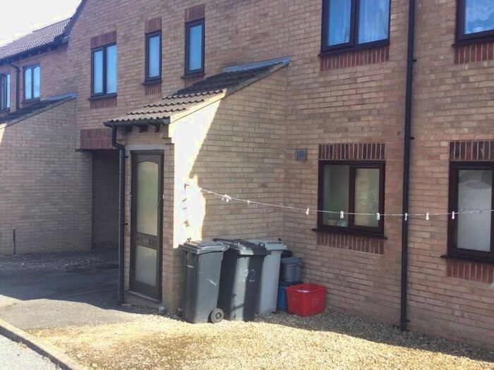 1 Bedroom Flat To Rent In Thorngate Street, Kettering, NN16