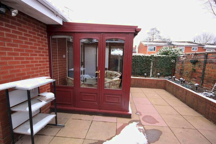 1 Bedroom Semi-Detached Bungalow To Rent In The Heathlands, Rowley Regis, B65