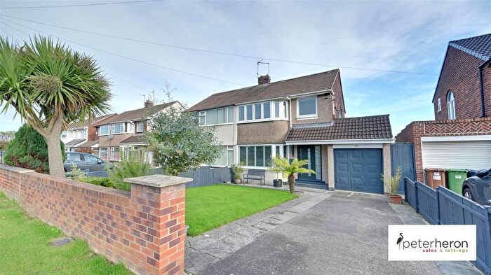 3 Bedroom Semi Detached House For Sale In Leechmere Road, Tunstall, Sunderland, SR2