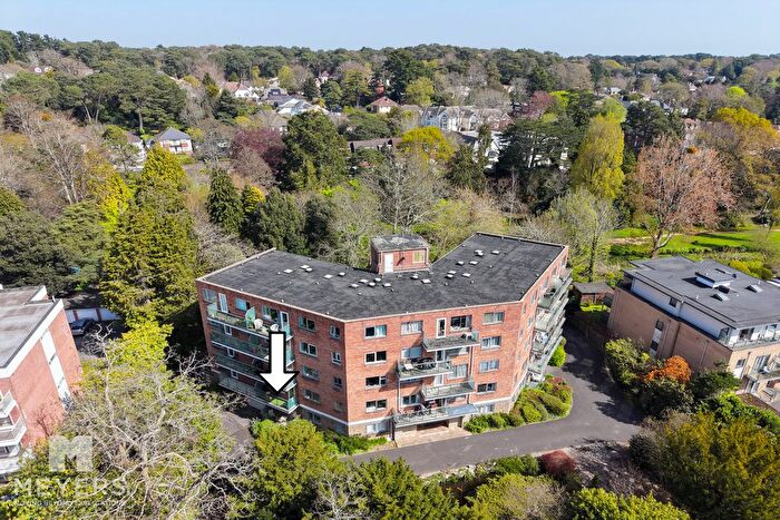 2 Bedroom Flat To Rent In Surrey Road, Bournemouth, BH4