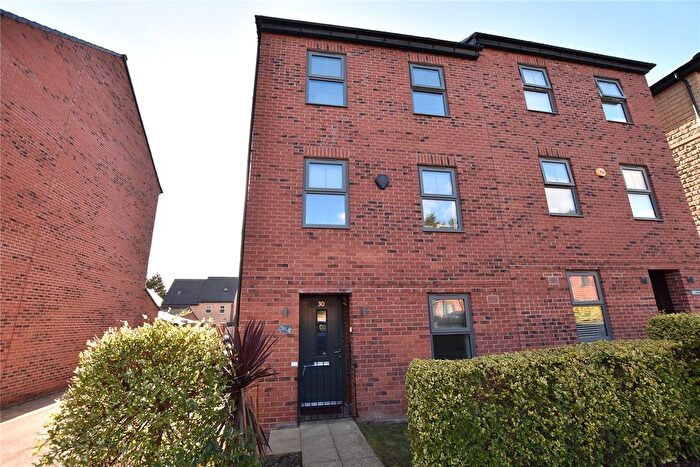 4 Bedroom Semi-Detached House For Sale In Magnolia Road, Seacroft, Leeds, West Yorkshire, LS14