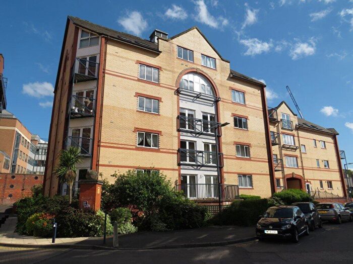 1 Bedroom Apartment To Rent In Redcliffe, Jessop Court, BS1