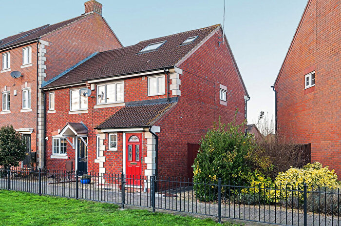 4 Bedroom End Of Terrace House For Sale In Clifford Avenue, Walton Cardiff, Tewkesbury, GL20