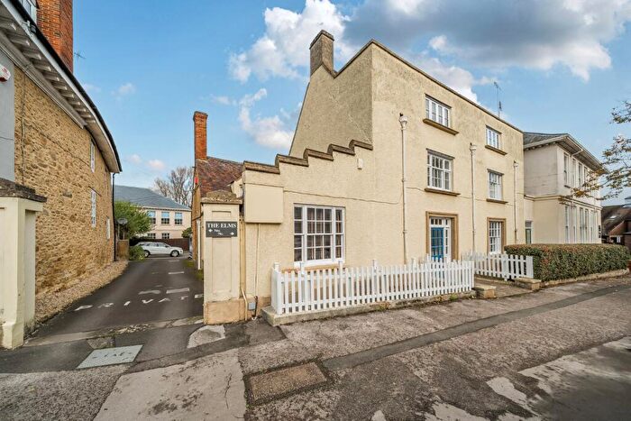 2 Bedroom Apartment To Rent In The Elms, Gloucester Street, Faringdon, SN7