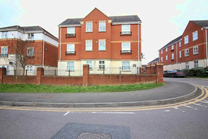 2 Bedroom Flat To Rent In Hallen Close, Emersons Green, Bristol, BS16