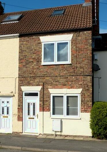 2 Bedroom Terraced House To Rent In Mill Road, Crowle, Scunthorpe, DN17