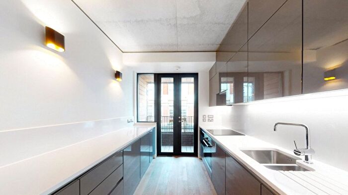 2 Bedroom Flat To Rent In Mallow Street, EC1Y