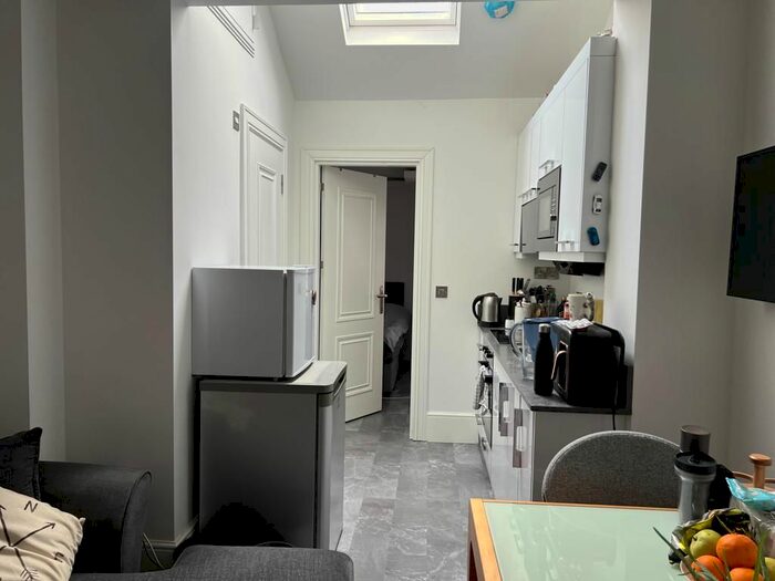 1 Bedroom Flat To Rent In Church Street, London, N9