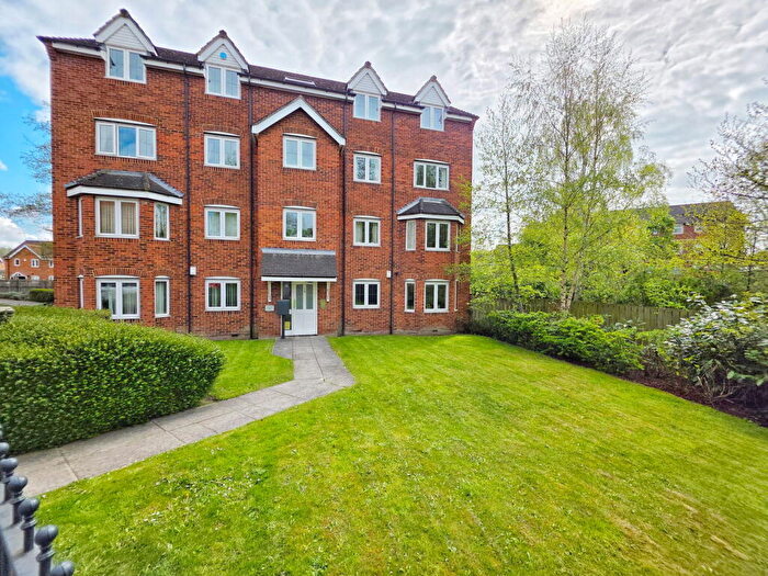 2 Bedroom Flat For Sale In Kingfisher Drive, Wombwell, Barnsley, S73