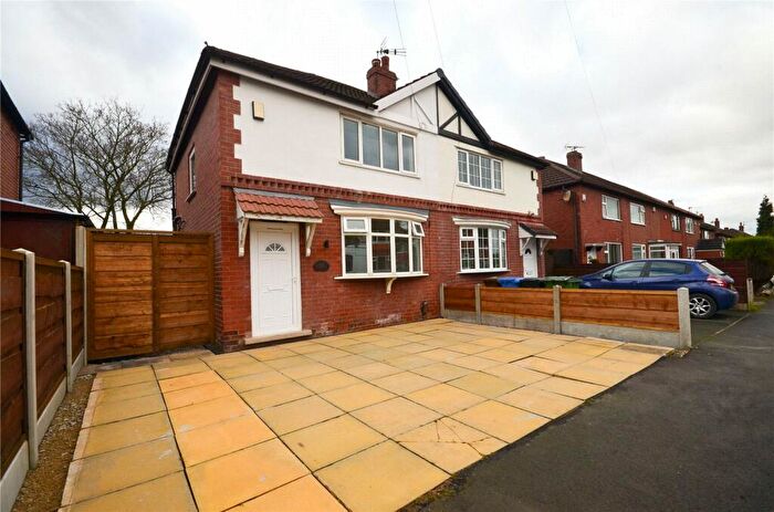 2 Bedroom Semi-Detached House To Rent In Finsbury Road, Reddish, Stockport, SK5