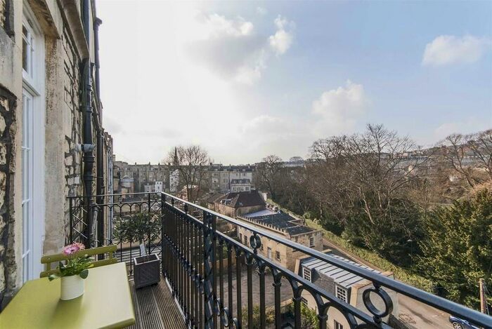 2 Bedroom Apartment To Rent In Great Pulteney Street, Bath, BA2