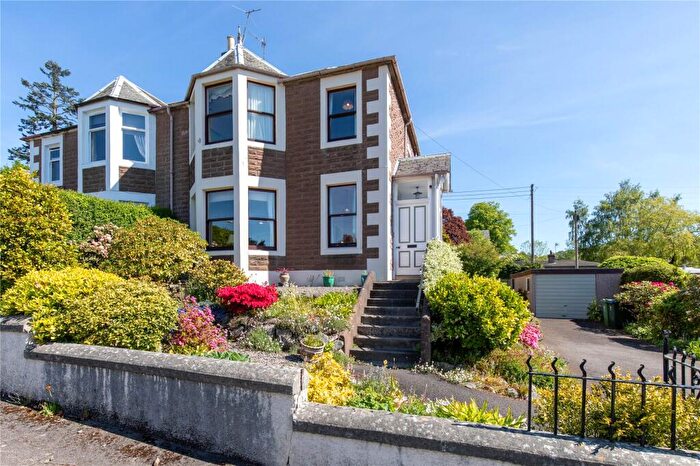 3 Bedroom Semi-Detached House For Sale In Murray Drive, Crieff, Perth And Kinross, PH7