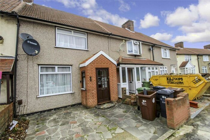 3 Bedroom Terraced House To Rent In Fanshawe Crescent, Dagenham RM9