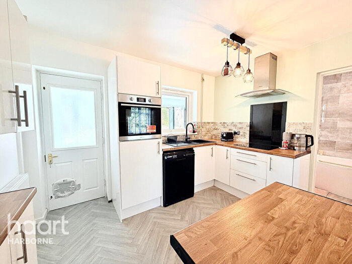 3 Bedroom Semi-Detached House To Rent In Broad Meadow Lane, Birmingham, B30