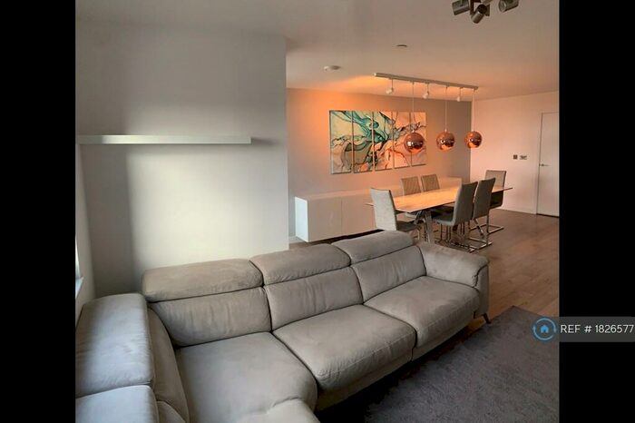 3 Bedroom Flat To Rent In Bermondsey, London, SE16