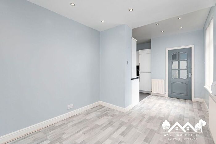 2 Bedroom Semi-Detached House For Sale In Haworth Avenue, Baxenden, Accrington, BB5