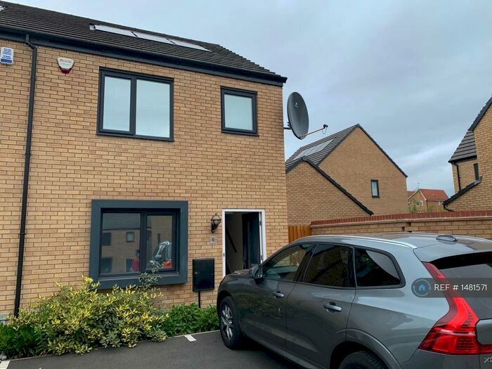 3 Bedroom Semi-Detached House To Rent In Grable Avenue, Oxley Park, Milton Keynes, MK4