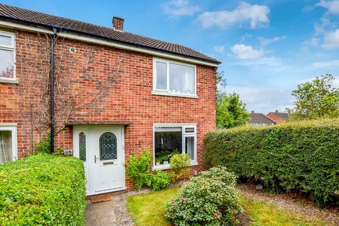 2 Bedroom End Of Terrace House To Rent In Ruskin Walk, Bicester, Oxfordshire, OX26