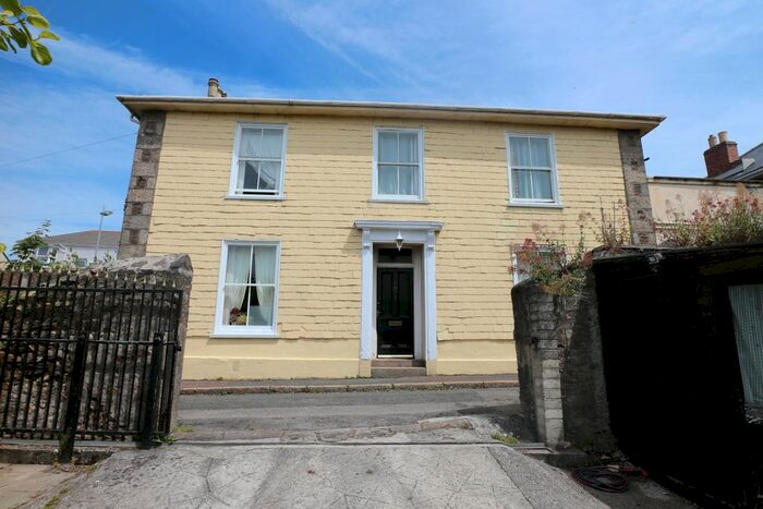4 Bedroom Detached House To Rent In Symons Terrace, Redruth, TR15