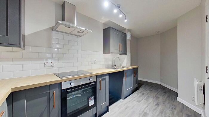 2 Bedroom Flat To Rent In Merchant House, Maritime Street, Edinburgh, EH6