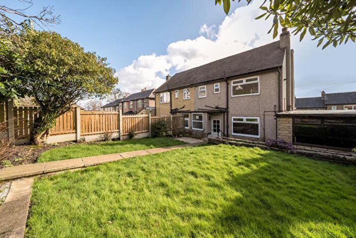 3 Bedroom Semi-Detached House For Sale In Holme Road, Warley, HX2