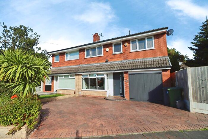 4 Bedroom Semi-Detached House For Sale In Inley Road, Spital, CH63