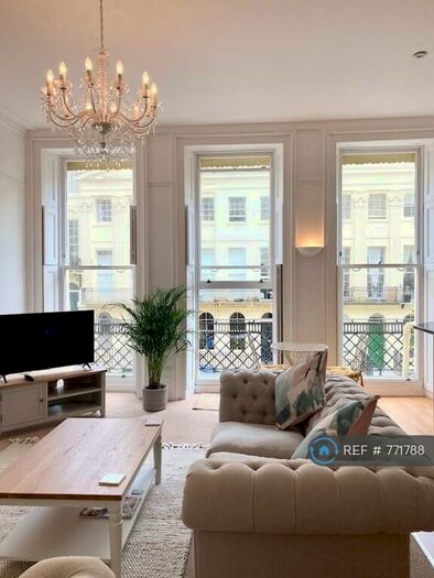 1 Bedroom Flat To Rent In Oriental Place, Brighton, BN1