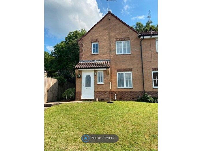 3 Bedroom End Of Terrace House To Rent In Meadowcroft Mews, Castleford, WF10