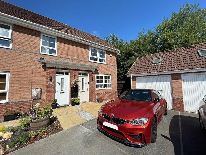 2 Bedroom Semi-Detached House For Sale In Calvert Lane, Hull, HU4