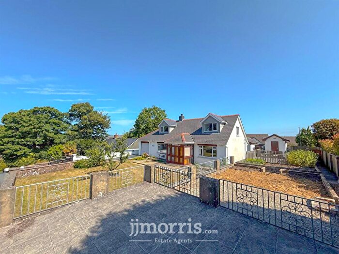 4 Bedroom Detached Bungalow For Sale In Longdown Bank, St. Dogmaels, Cardigan, SA43