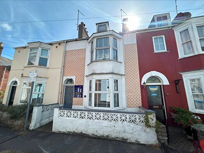 4 Bedroom House To Rent In William Street, Weymouth, DT4