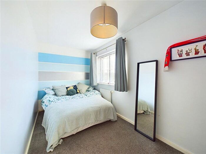 3 Bedroom End Of Terrace House For Sale In Monarch Gardens, Leamington Spa, Warwickshire, CV31