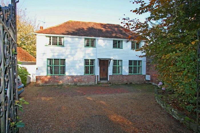 3 Bedroom Detached House To Rent In High Street, Hawkhurst, Cranbrook, TN18