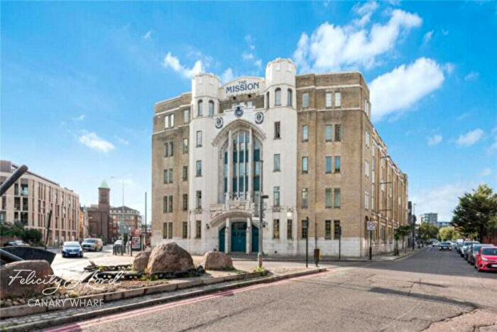 2 Bedroom Apartment To Rent In The Mission Building, London, E14