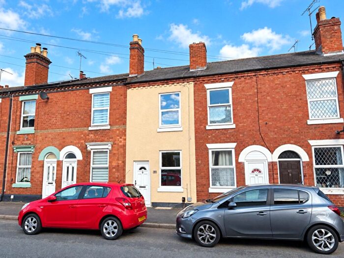 2 Bedroom Terraced House For Sale In Peel Street, Kidderminster, Worcestershire, DY11
