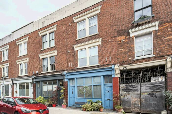 1 Bedroom Flat To Rent In Teesdale Street, Bethnal Green, London, E2