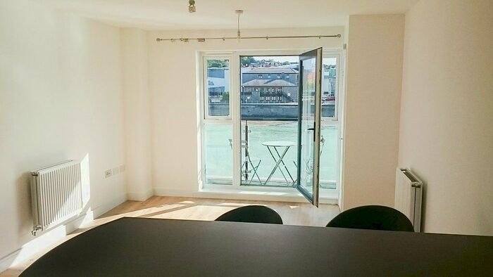 2 Bedroom Flat To Rent In Edwardian Mews, Newport, NP19