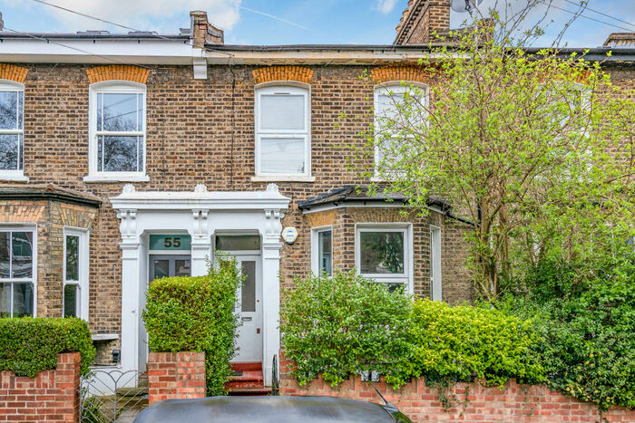 2 Bedroom Flat To Rent In St Donatts Road, SE14