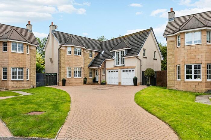 5 Bedroom Detached House For Sale In Old Station Court, Bothwell, G71