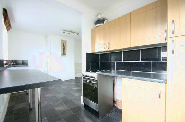 2 Bedroom Apartment To Rent In High Street, Cheshunt, Waltham Cross, Hertfordshire, EN8