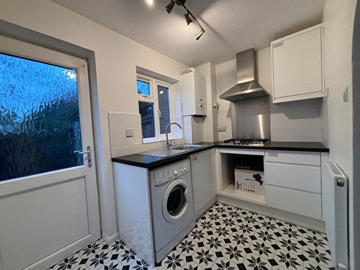 1 Bedroom Terraced House To Rent In Grovelands Close, Harrow, Middlesex, HA2