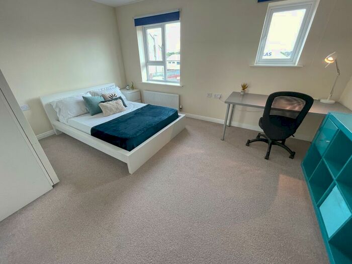 4 Bedroom Terraced House To Rent In Durning Road, L7