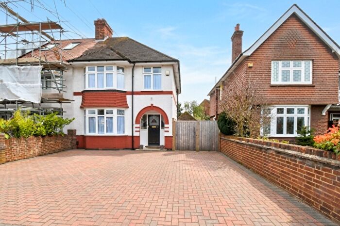 3 Bedroom Semi Detached House For Sale In Cardington Road, Bedford, MK42