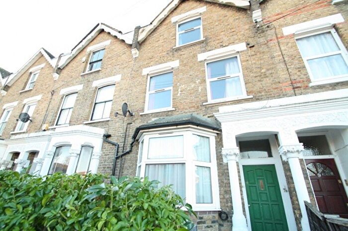 1 Bedroom Flat To Rent In Stanley Road, London, N15